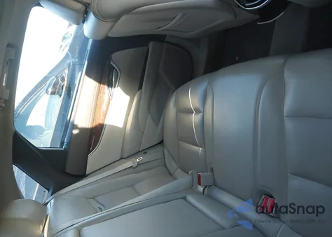 2013 Cadillac Xts Luxury z USA, uszkodzony, nr VIN 2G61P5S34D9197175